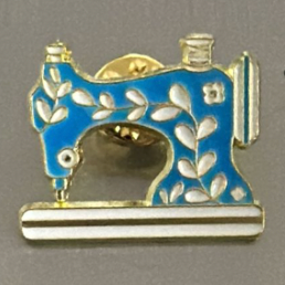 ACCESSORY: Sewing Machine Pin Badge