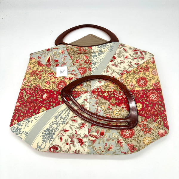 SAMPLE SALE: AF: Swinging Sixties Bag: Moda 'French General' made with Creative Grids