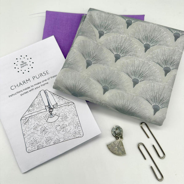 KIT WITH INSTRUCTIONS: Leesa Chandler Charm Purse: Melba 'Fan' Grey Silver 0005 5 + Lavender plain