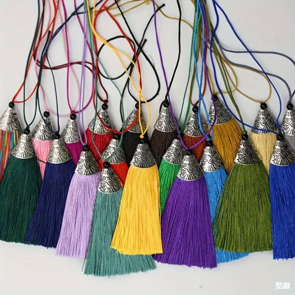 HARDWARE: 20-Piece 8cm Silky Smooth Fish Head Tassels