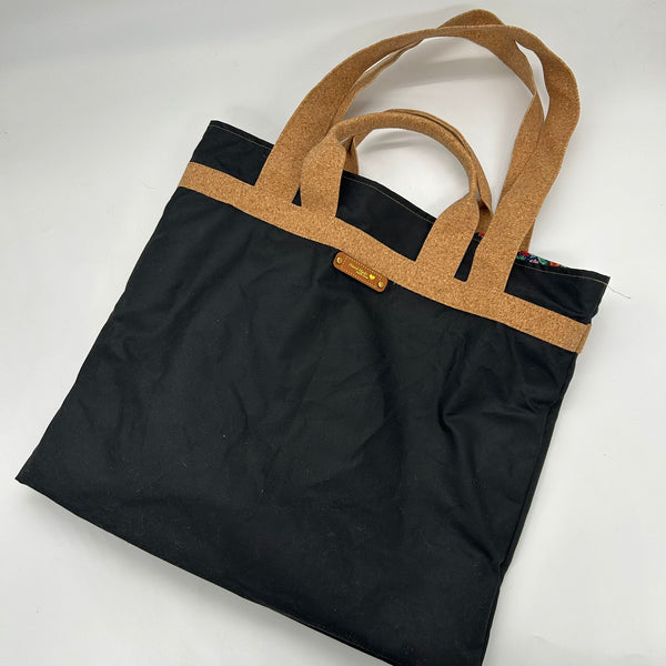 SAMPLE SALE: 26BD: Two Handled Tote