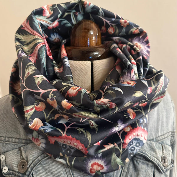 INSTRUCTIONS: Easy ½m Velvet Infinity Scarf: DIGITAL DOWNLOAD