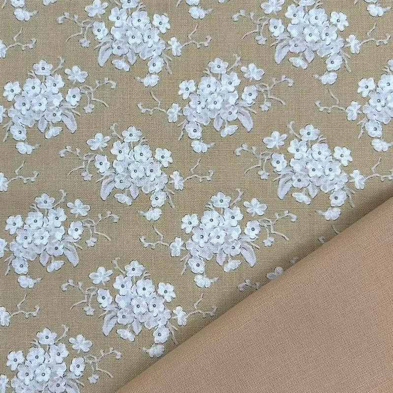 Half Metre Heaven: Tilda | Sunday Brunch Collection: 100600 'White Flower' Sand + Tan