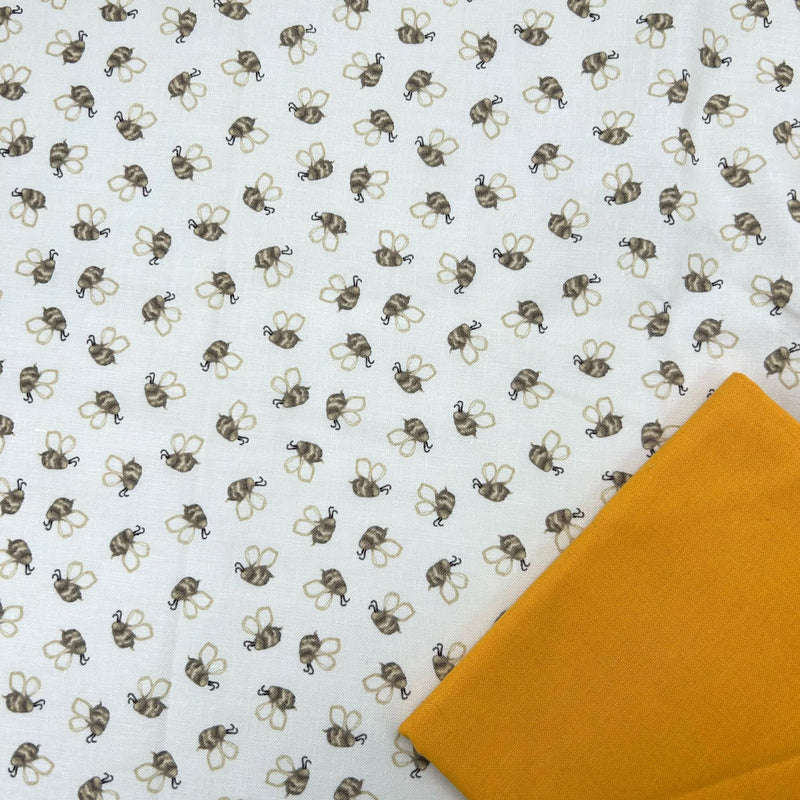 Half Metre Heaven: Dawn Rosengren for Henry Glass & Co | You Are My Sunshine 'Bee' Cream 1470-40 with Gold