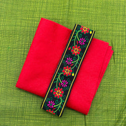 FABRIC KIT: Ribbon and Felt Purse: 'Folk Flower Red' Ribbon + Makower 'Linea Tonal' Green 1525/G + RED Felt